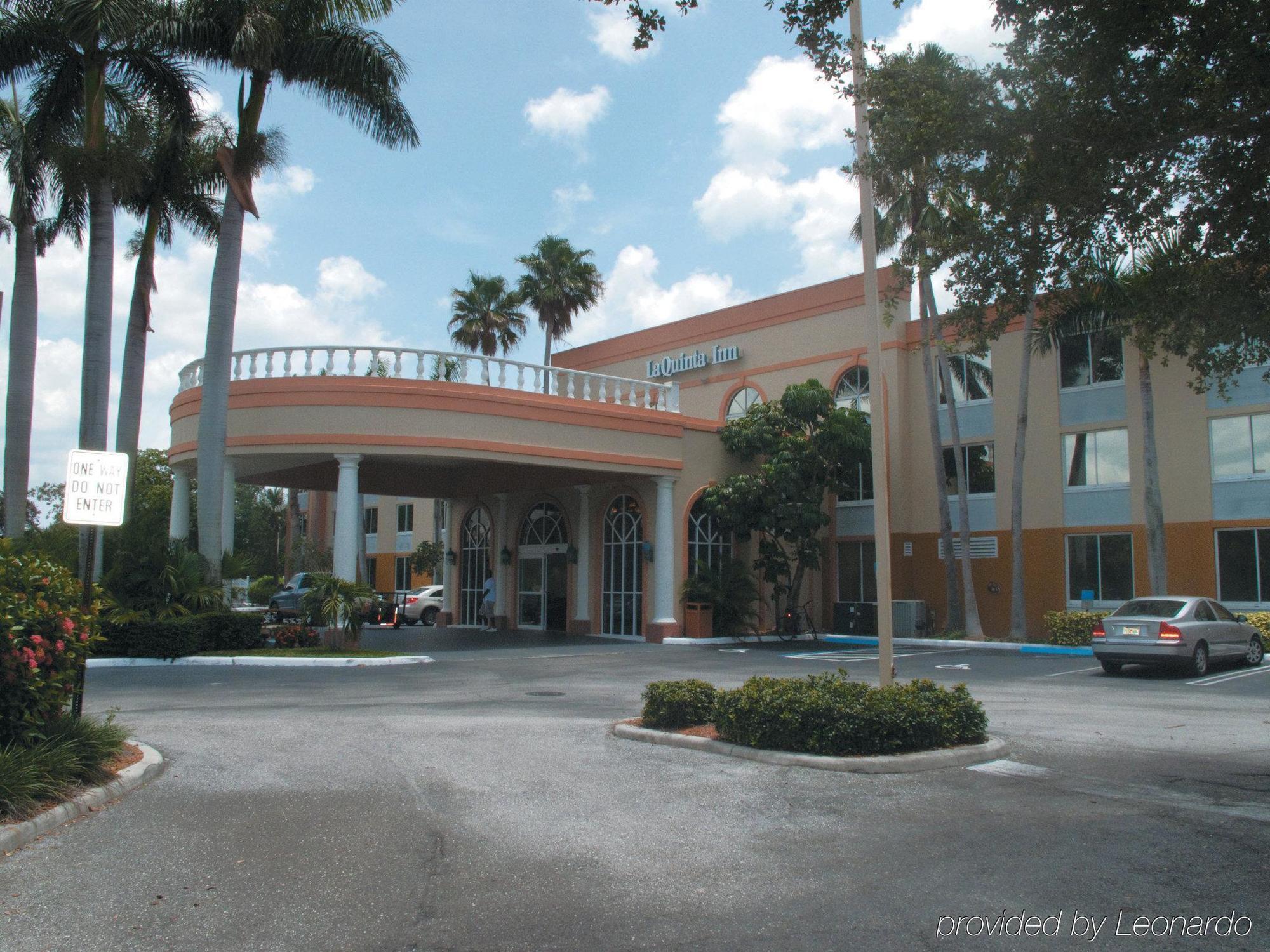 La Quinta Inn by Wyndham Jupiter Bagian luar foto